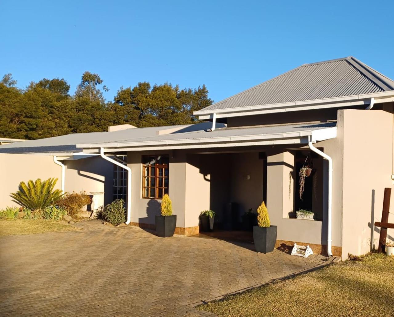 Maison d'hôtes Drakensberg Mountain Retreat à Bergville Extérieur photo